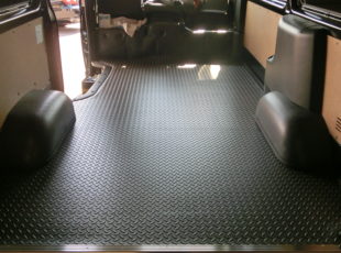 ＬＩＮＥＳ「床貼りＫＩＴ」取付事例